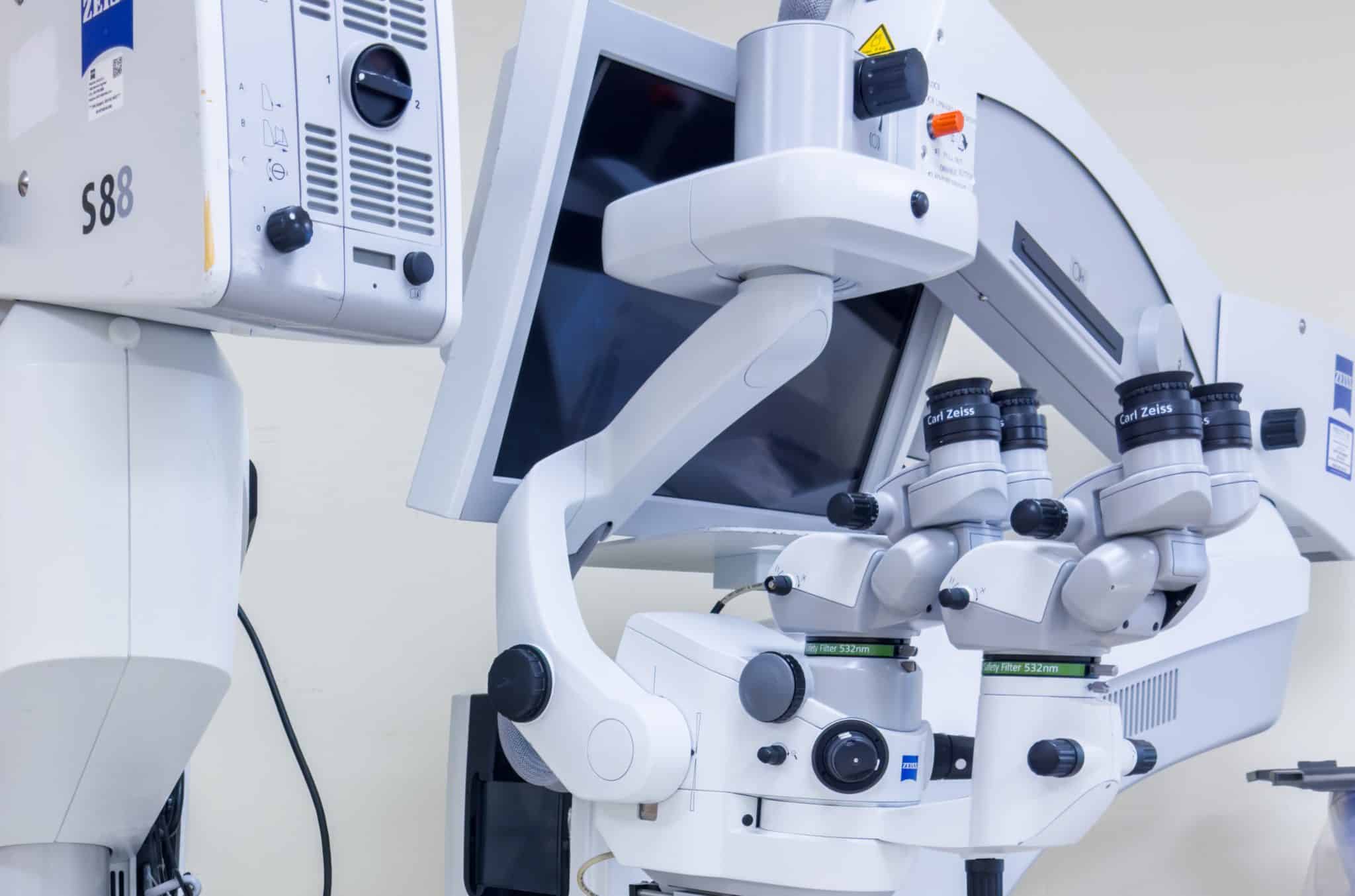 Chicago, IL, USA, Sept, , , ZEISS ophthalmic microscope embodies unrivaled precision and innovation, illuminating the path to clearer vision and advanced medical care for eyes