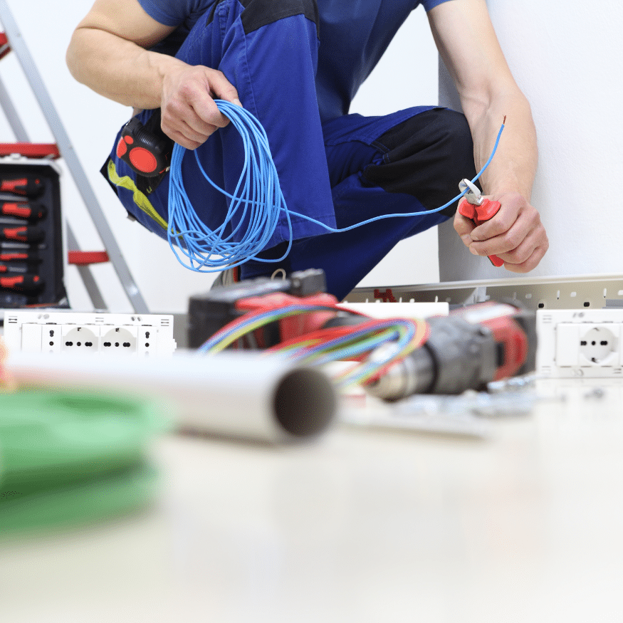 optimisation-intervention-maintenance-electrique-praxedo